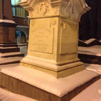 Edgar Allan Poe Grave - Landmarks & Historical Buildings Near Me - Baltimore, Maryland