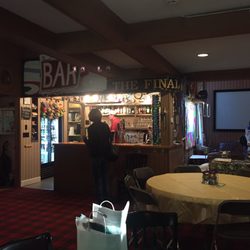 Broomstones Curling Club - Fully stocked bar!