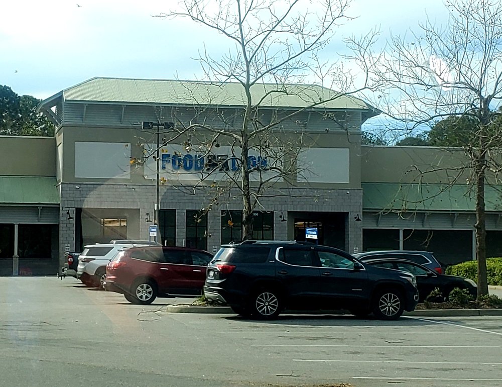 FOOD LION Updated September 2024 313 Laurel Bay Rd, Beaufort, South