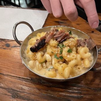 Moonshine BBQ - Mac & Cheese, brisket sprinkled on it! - Barbeque Near Me - Lynnwood, Washington Moonshine BBQ - Mac & Cheese, brisket sprinkled on it! - Barbeque Near Me - Lynnwood, Washington
