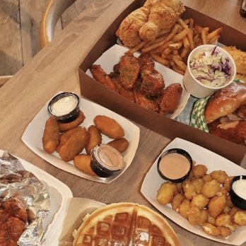 Legend Hot Chicken Restaurant - Legend Sampler - Chicken Shop Near Me - Chino Hills, California