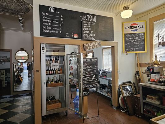 Lockeport Grill & Fountain by null