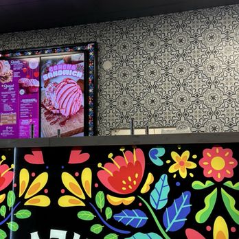 Con Azucar Cafe - Concha Icecrem - Breakfast & Brunch Near Me - Fresno, California Con Azucar Cafe - Concha Icecrem - Breakfast & Brunch Near Me - Fresno, California