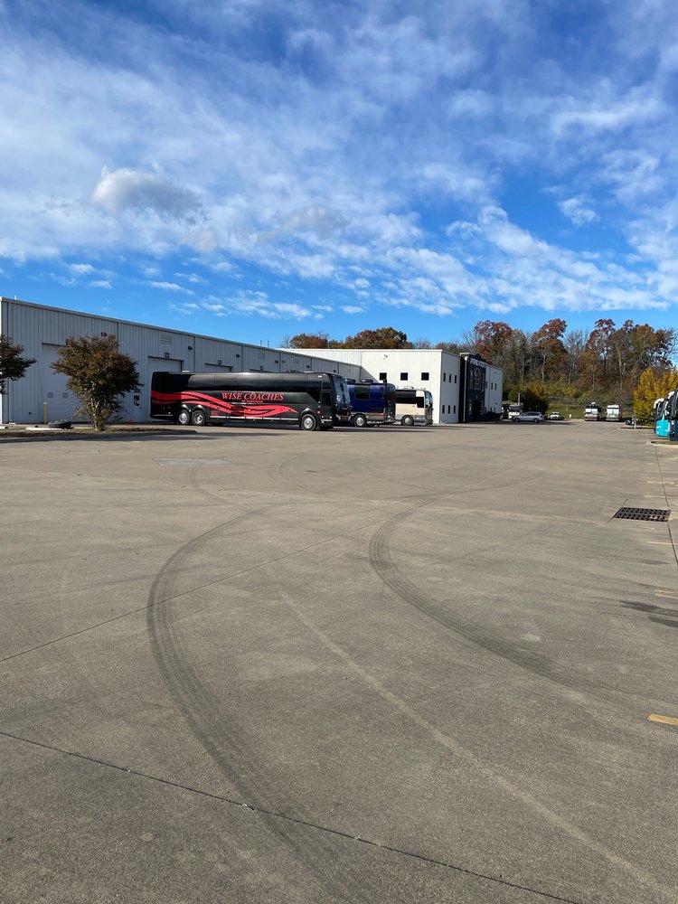 PREVOST CAR 800 S Cartwright St, Goodlettsville, Tennessee Phone