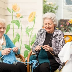 Moraga Royale - Knitting Group