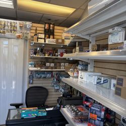Veteran Locksmith - Inside store