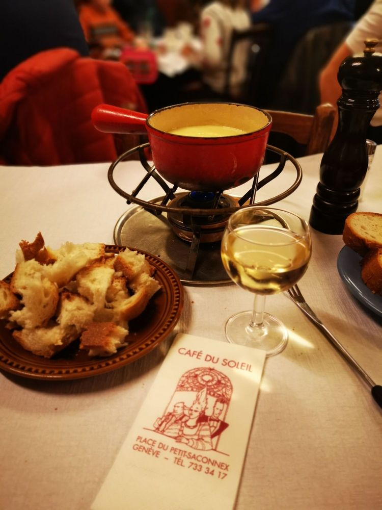 CAFÉ DU SOLEIL 113 Photos & 112 Reviews Place du PetitSaconnex 6