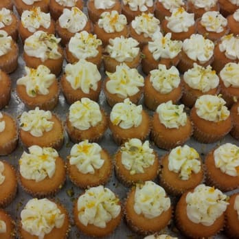 Mi Sugar Rushh - Lemon Citrus Cake with Whipped Cream Frosting - Desserts Near Me Mi Sugar Rushh - Lemon Citrus Cake with Whipped Cream Frosting - Desserts Near Me