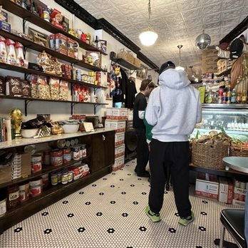 Regina's Grocery - Italian Near Me - New York, New York Regina's Grocery - Italian Near Me - New York, New York
