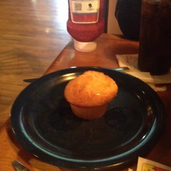 Famous Dave's Bar-B-Que - Delicious cornbread muffin - American Near Me - El Paso, Texas Famous Dave's Bar-B-Que - Delicious cornbread muffin - American Near Me - El Paso, Texas