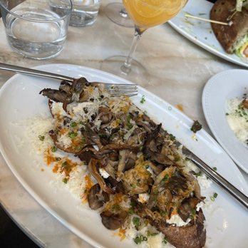 Buvette Pastek - Mushroom toast - Wine Bars Near Me - Montreal, Quebec Buvette Pastek - Mushroom toast - Wine Bars Near Me - Montreal, Quebec