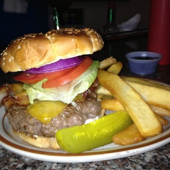 Big Wave Dave's - Best hand patty burger in Kapaa - Sports Bars Near Me - Kapaa, Hawaii Big Wave Dave's - Best hand patty burger in Kapaa - Sports Bars Near Me - Kapaa, Hawaii