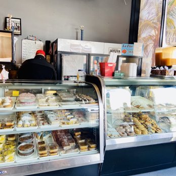 La Flor Bakery - Puerto Rican Near Me - Buffalo, New York