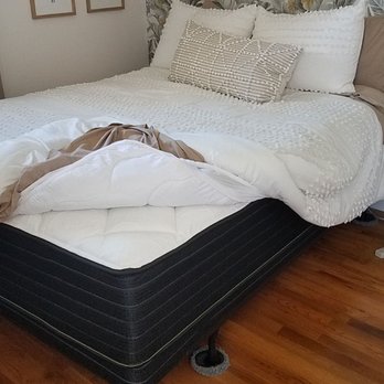 Renteria Mattress - Mattress looks nice and sleek. - Mattresses Near Me - Bell, California