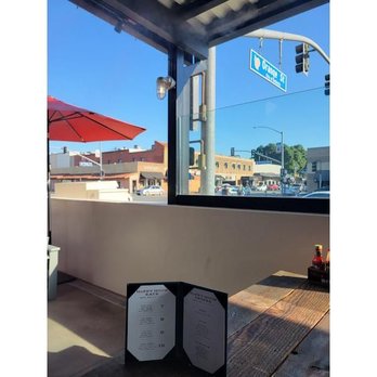 Finney's Crafthouse - Redlands - Happy Hour Eats & Drinks Monday-Friday from 3-5 .Enjoy the beautiful outdoor patio. - New American Near Me - Redlands, California