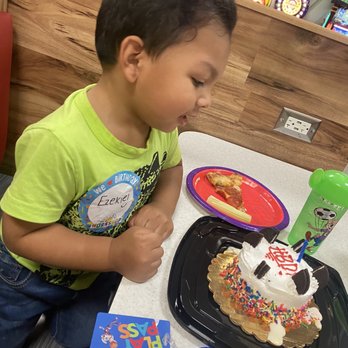 Cold Stone Creamery - Cake Batter Confetti - Ice Cream & Frozen Yogurt Near Me - Brownsville, Texas Cold Stone Creamery - Cake Batter Confetti - Ice Cream & Frozen Yogurt Near Me - Brownsville, Texas