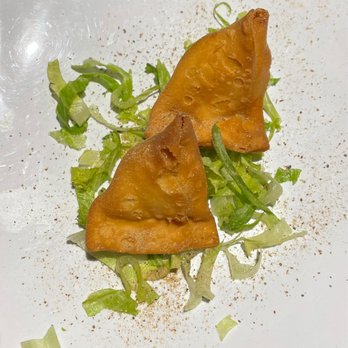 Curry Mantra - Vegetable samosas - Indian Near Me - Orlando, Florida Curry Mantra - Vegetable samosas - Indian Near Me - Orlando, Florida
