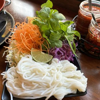 Laos Kitchen - Khao Poon - Laotian Near Me - San Rafael, California