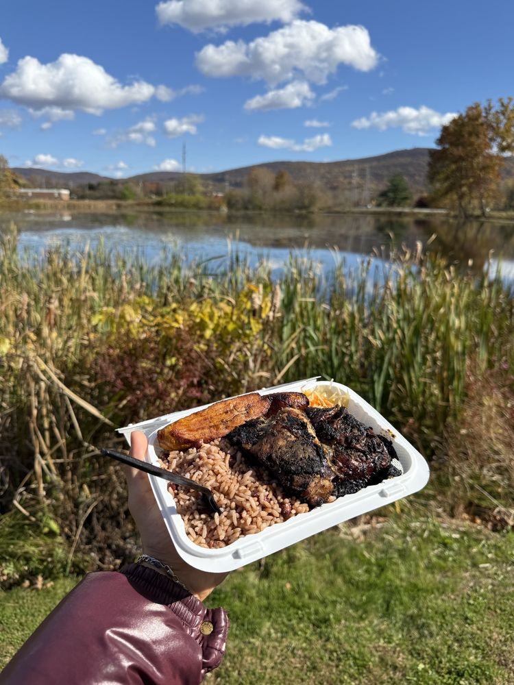 Grand Mango Caribbean Restaurant