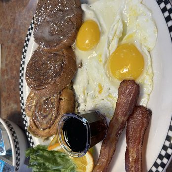 Black Bear Diner Waco - Build Your Own Breakfast (Bear's Choice) - Diners Near Me - Waco, Texas