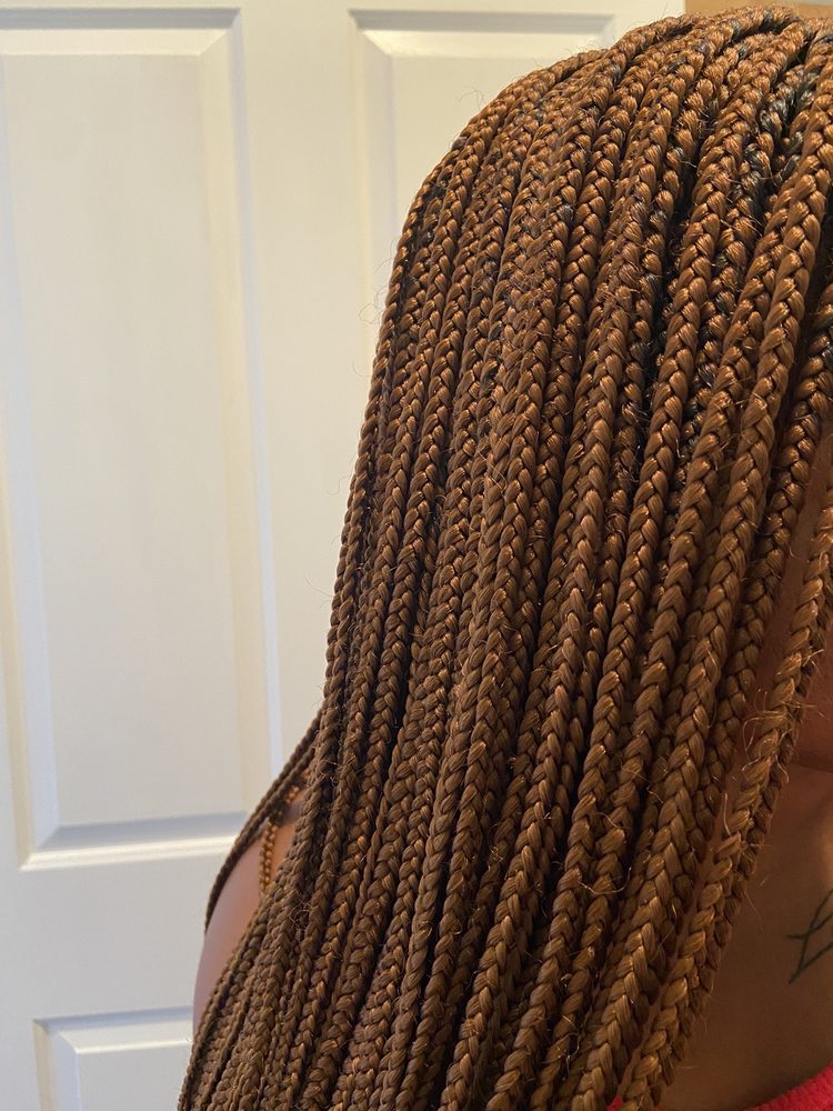 MADUSAS AFRICAN HAIR BRAIDING - 1125 E Sugar Creek Rd, Charlotte, North