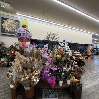 Vons - Grocery Near Me - Santa Ana, California