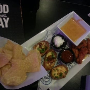 Dave & Buster's Milpitas - San Jose - Arcades Near Me - Milpitas, California
