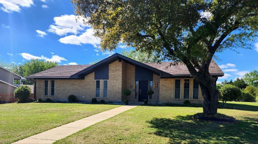 Slide of DCM Contractors & Roofing