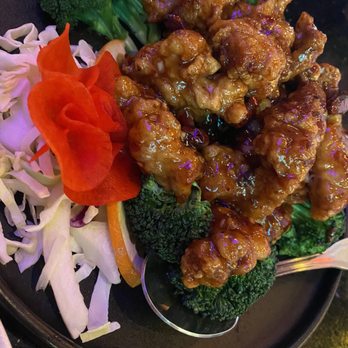 Folsom Palace - General Tso chicken - Asian Fusion Near Me - Citrus Heights, California Folsom Palace - General Tso chicken - Asian Fusion Near Me - Citrus Heights, California