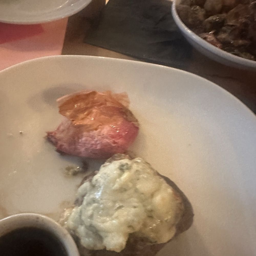 Cuts Steakhouse - Steakhouses Near Me - Suwanee, Georgia