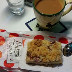 Lutze - Rhabarber-streusel Kuchen (1,30 €)