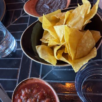 Caló Kitchen + Tequila - Chips, salsa, bean dip - Cocktail Bars Near Me - Costa Mesa, California Caló Kitchen + Tequila - Chips, salsa, bean dip - Cocktail Bars Near Me - Costa Mesa, California
