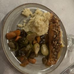 Lamplighter Restaurant - Walnut Walnut Crusted Salmon