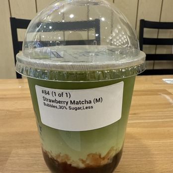 I'Milky - Chinatown - Strawberry Matcha with bubble 30% ice less sugar - Bubble Tea Near Me - New York, New York