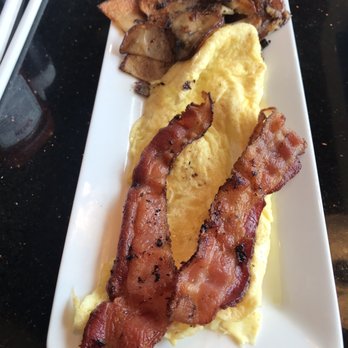 Keke's Breakfast Cafe - Eggs, bacon and crispy potatoes - Breakfast & Brunch Near Me - Brandon, Florida