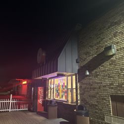 Mickey's Dairy Twist - Outside