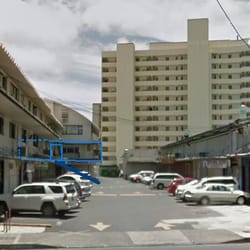 King's Billiard - Old, GMaps pic, but Imua Lounge would be in the right hand complex. There is a hair salon on the ground floor before the stair case.
