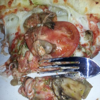 Old Chicago Pizza - Yumsauce - Pizza Near Me - Petaluma, California