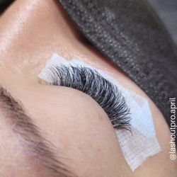 Lash Out Pro - Volume by April Eve