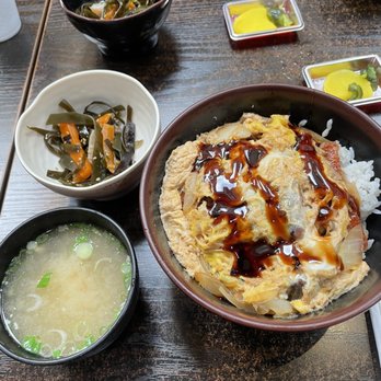 Miyabi-Tei - Eel Bowl + Condiments - Japanese Near Me - Costa Mesa, California Miyabi-Tei - Eel Bowl + Condiments - Japanese Near Me - Costa Mesa, California