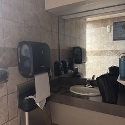 Texas Department of Public Safety - No light at sink