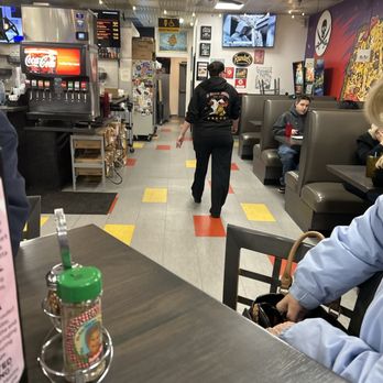 R Town Pizza - Interior 1 - Pizza Near Me - Reno, Nevada R Town Pizza - Interior 1 - Pizza Near Me - Reno, Nevada