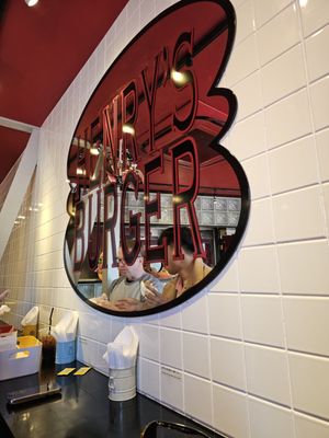 HENRY'S BURGER Daikanyama by null