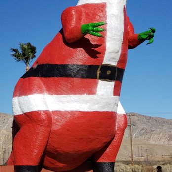 Cabazon Dinosaurs - Giant "Santa" - Museums Near Me - Cabazon, California