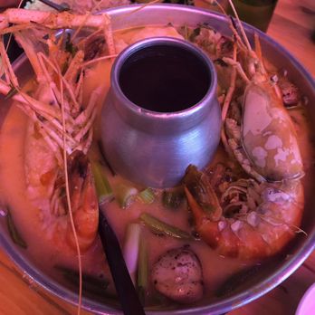 Zaab Zaab - Tom yum hot pot - Thai Near Me - Flushing, New York