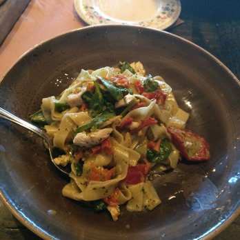 Scaddabush - Pesto Pollo Pasta ($18.97). Shared this and they plated it on two plates for us, this is half of the regular. - Italian Near Me - Richmond Hill, Ontario Scaddabush - Pesto Pollo Pasta ($18.97). Shared this and they plated it on two plates for us, this is half of the regular. - Italian Near Me - Richmond Hill, Ontario