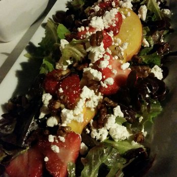 Knotty Deck Kitchen & Bar - Peach salad - Bars Near Me - Austin, Texas Knotty Deck Kitchen & Bar - Peach salad - Bars Near Me - Austin, Texas