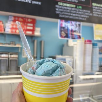 The Chill Spot - Kids cotton candy hard pack ice cream in a cup. - Ice Cream & Frozen Yogurt Near Me - Corolla, North Carolina The Chill Spot - Kids cotton candy hard pack ice cream in a cup. - Ice Cream & Frozen Yogurt Near Me - Corolla, North Carolina