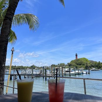Square Grouper Tiki Bar - Drinks and views of the lighthouse. - Tiki Bars Near Me - Jupiter, Florida Square Grouper Tiki Bar - Drinks and views of the lighthouse. - Tiki Bars Near Me - Jupiter, Florida