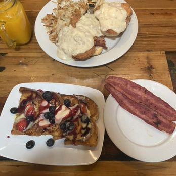 Seven Mile Cafe - Fried chicken, berry dream French toast with a side of bacon - Breakfast & Brunch Near Me - Keller, Texas